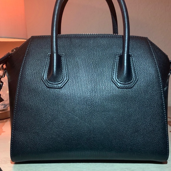 Givenchy Antigona Small - Black - Sugar Goatskin - Picture 2 of 8